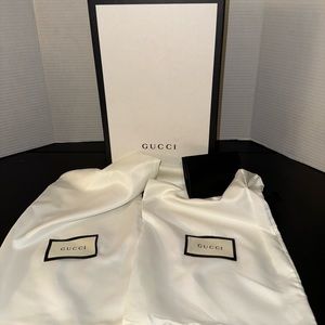 Gucci - Empty Shoe Box With 2 Dust bags see pictures